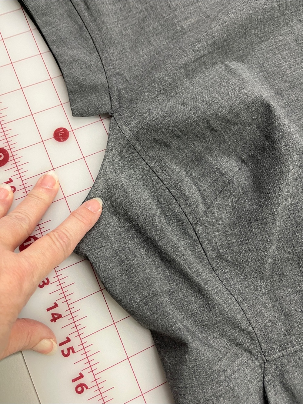 J. CREW "Resume" Career Classic Italian Stretch Wool Charcoal Gray Sheath SZ 18 - Picture 10 of 16